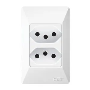 Sistema X 2 Tomadas Pad 2P+T 20A C/P Fame